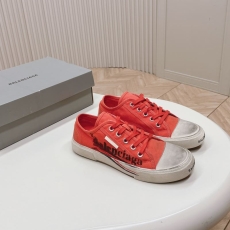 Balenciaga Low Shoes